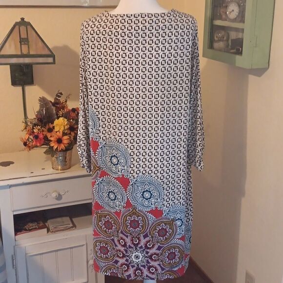 Chico's Printed Ruched Sleeve Dress - Picture 6 of 12